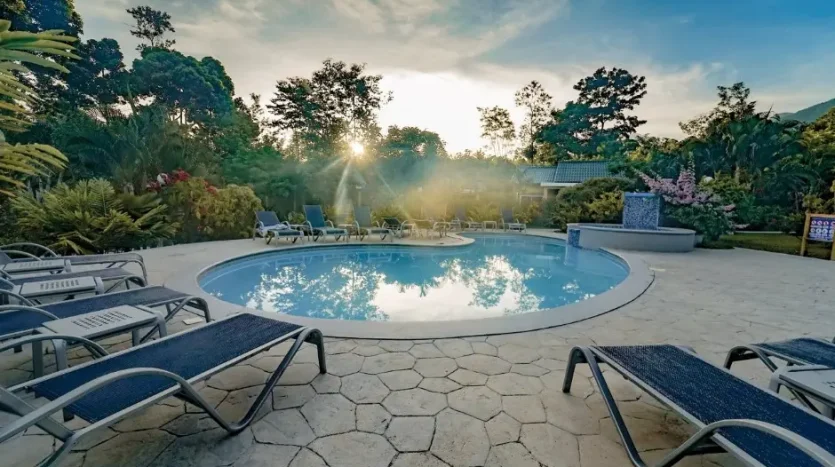 Pool at sunset at Corinto Pearl Eco Resort, La Ceiba
