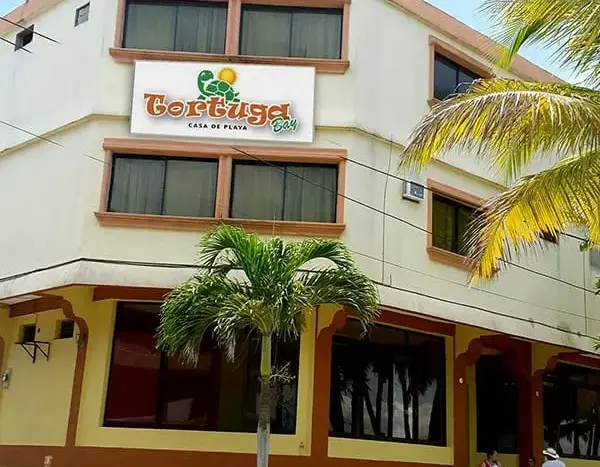 Beachfront hotel and restaurant building in downtown Tela