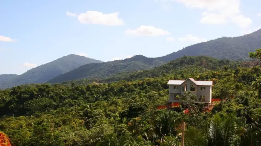 House on the hillside at Campa Vista, Trujillo