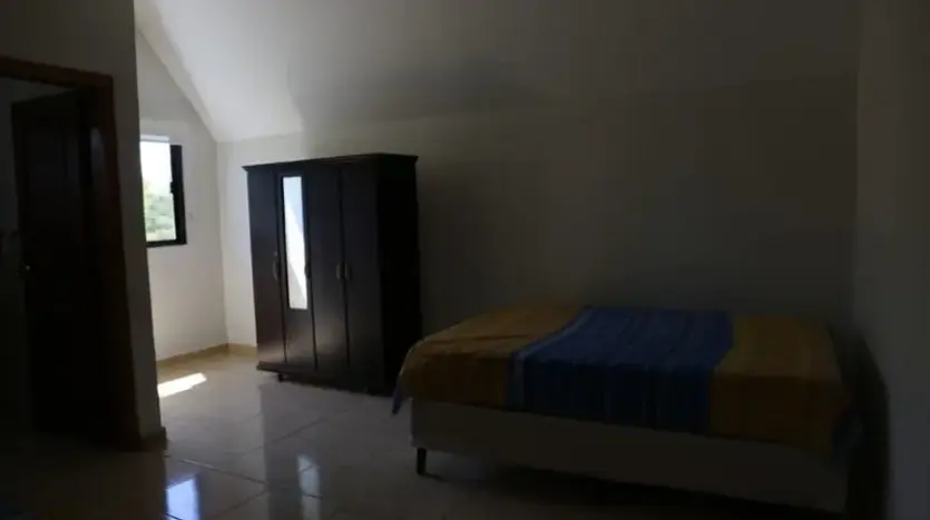 Habitación con clóset en la casa de Trujillo Beach Eco Development
