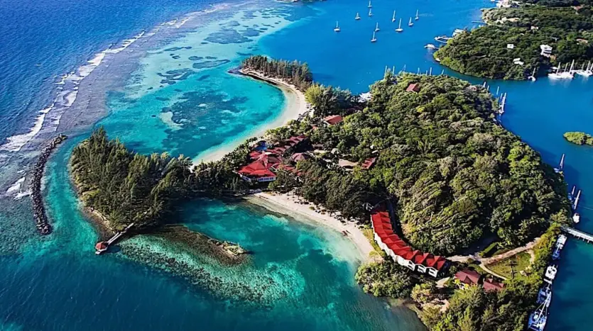 Fantasy Island Roatan Resort