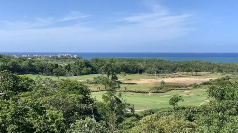 Ocean and golf course view from Lot 121 in French Harbour, Roatan