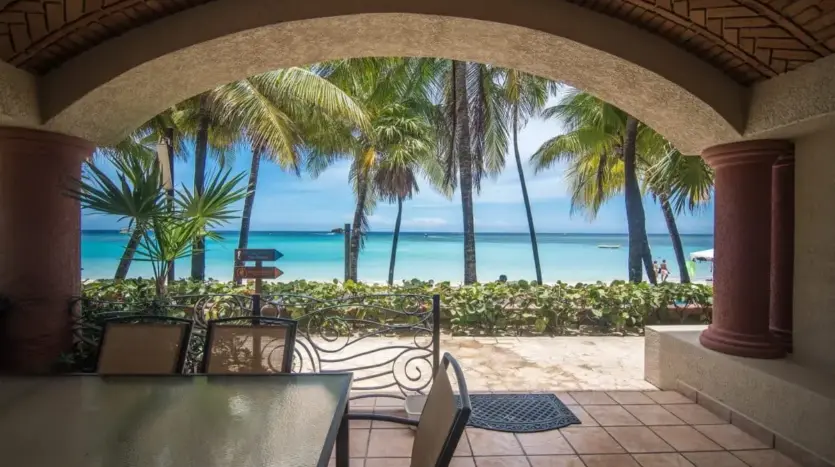 Beachfront view from Las Sirenas Condo 3 in West Bay, Roatan