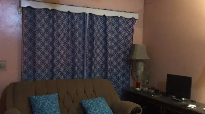 Sitting room with sofas in the house in Colonia Bella Vista, Puerto Cortes