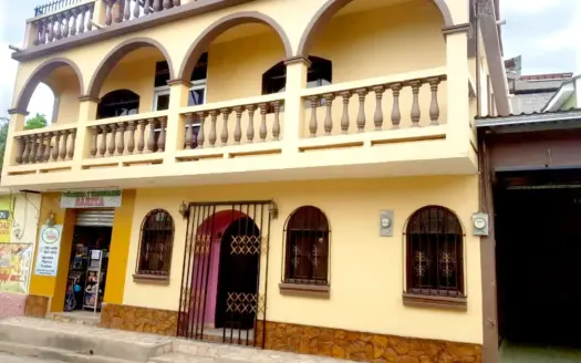 11 Rooms Hotel in the center of Copan