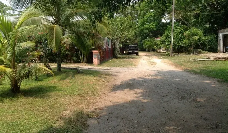 Access road to the beachfront lot in La Ceiba Beach Club