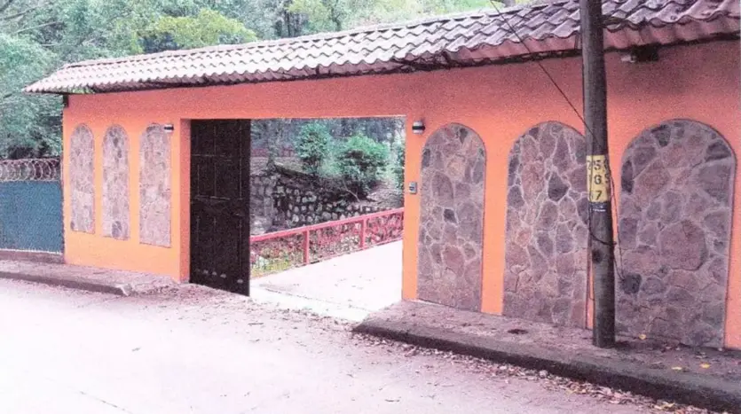 Entrance gate of the property in El Chimbo, Santa Lucia