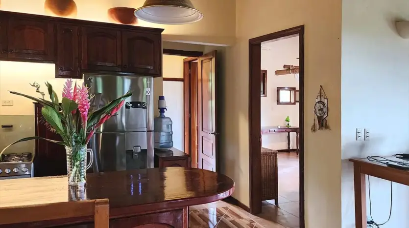 Villa Mangos: 3 hab., 3 baños, 2,500 sq ft, 0.75 acres en Trujillo