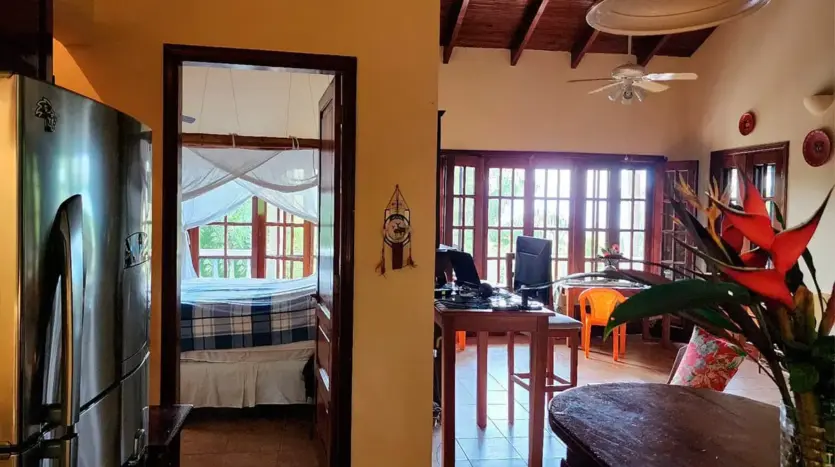 Villa Mangos: 3 hab., 3 baños, 2,500 sq ft, 0.75 acres en Trujillo