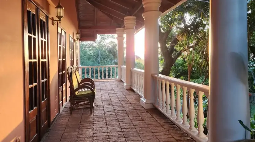 Villa Mangos: 3 hab., 3 baños, 2,500 sq ft, 0.75 acres en Trujillo